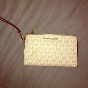 Michael Kors Wristlet (never used)